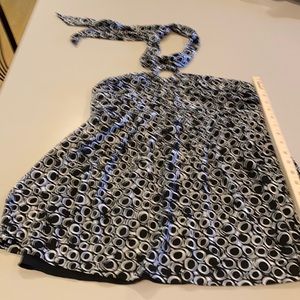 Women’s Med Style Co top.  Black and white circles